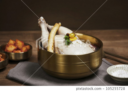 korean traditional food samgyetang, chicken soup with ginseng korean traditional food samgyetang, chicken soup with ginseng 105255728