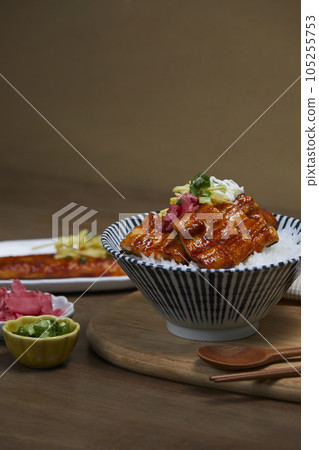 korean traditional food, rice with grilled eel 105255753
