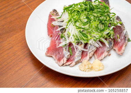 Batting of bonito Batting of bonito 105258857