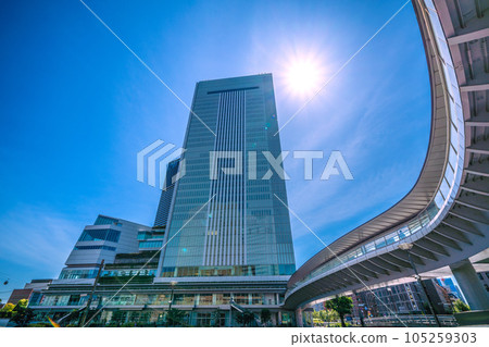 Yokohama cityscape in Japan View of Yokohama City New City Hall, Sakura Mirai Bridge, etc. 105259303