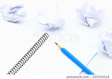Image of submission deadline/deadline (pencil and notebook) 105259328