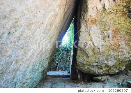 Sefa Utaki (Nanjo City, Okinawa Prefecture) 105260207