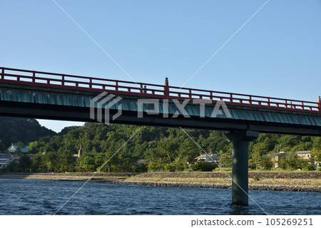 Morning Asagiri Bridge Uji 105269251