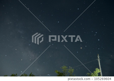 Hakushu Town, Hokuto City, Milky Way and Antares in the Southern Sky 105269604