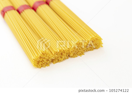 Pasta, dried noodles, white background 105274122