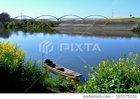A riverboat moored under the Mikuni Bridge on the Watarase River A riverboat moored under the Mikuni Bridge on the Watarase River 105275210