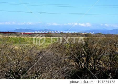 Mikuni Bridge over the Watarase River connecting Ibaraki, Saitama, and Tochigi Prefectures Mikuni Bridge over the Watarase River connecting Ibaraki, Saitama, and Tochigi Prefectures 105275378