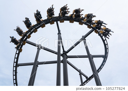 An Roller coasters An Roller coasters 105277824