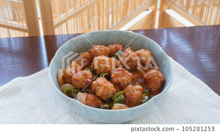 糖醋肉丸 圖片 | 肉丸、洋蔥、青椒 糖醋肉丸 圖片 | 肉丸、洋蔥、青椒 105281253