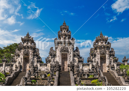 Pura Penataran Agung Lempuyang in the slope of Mount Lempuyang in Karangasem, Bali Pura Penataran Agung Lempuyang in the slope of Mount Lempuyang in Karangasem, Bali 105282220