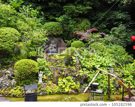 Statue of Fudo Myo at Benten Cave in Haseji, Kamakura 105282596
