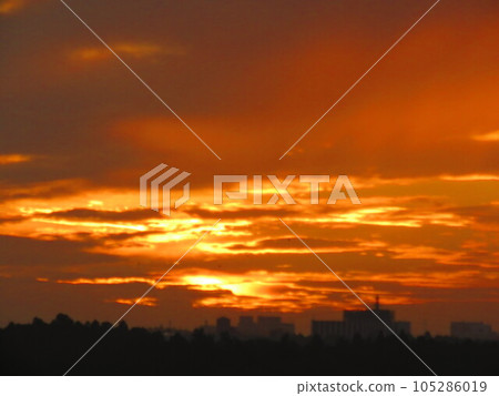 Dawn sky Dawn sky 105286019