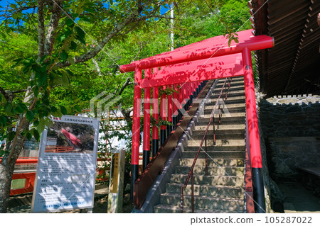 Wakayama City Kimiidera Sansha Gongen approach Wakayama City Kimiidera Sansha Gongen approach 105287022