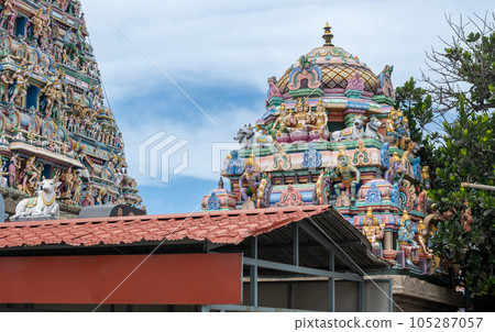 The Gateway Tower of Kapaleeshwarar Temple 105287057