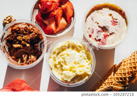 No-churn ice cream 105287218