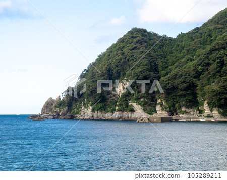 夏季的日本海沿岸。 (山陰地區) 夏季的日本海沿岸。 (山陰地區) 105289211