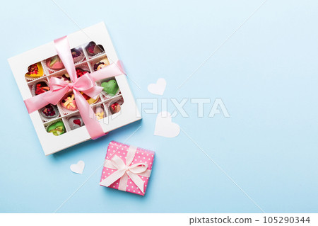 Valentine day composition Valentine day composition 105290344