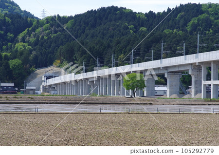 Hokuriku Shinkansen near Monjuzan No. 2 Fukui Tunnel Entrance, Fukui City, Futagami-cho, May 2023 105292779