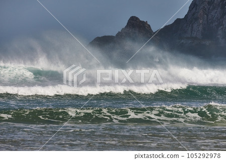 Stormy Waves Breaking Stormy Waves Breaking 105292978
