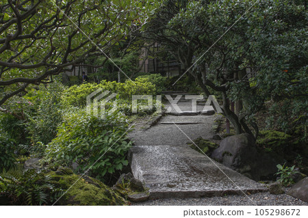 Former Yasuda Garden Surrounding scenery 105298672