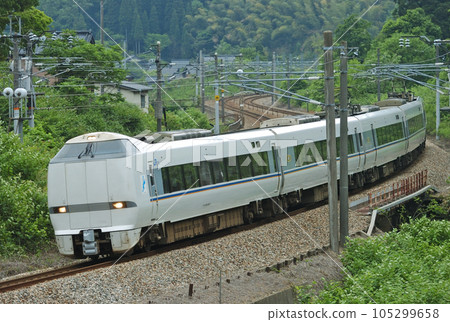 北陸本線 Isurugi-Kurikara JR West Series 683 S02 formation (Kanazawa) Shirasagi 105299658