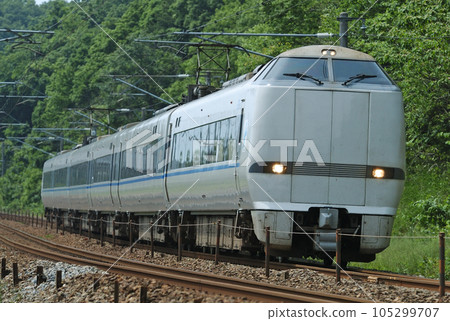 北陸本線椿-栗良JR西681系列T02編隊(金澤)雷鳥 北陸本線椿-栗良JR西681系列T02編隊(金澤)雷鳥 105299707
