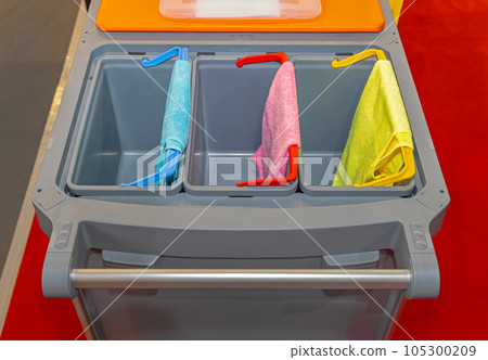Microfiber Cloths Janitors Cart 105300209