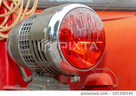 Emergency Light With Horn 105300344