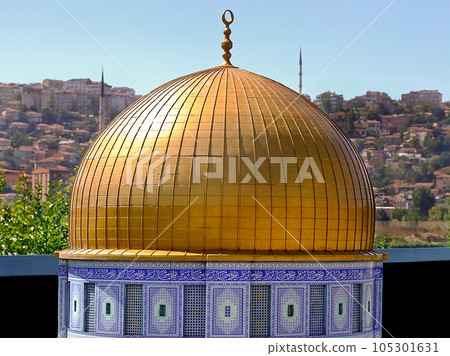 Mosque dome Mosque dome 105301631
