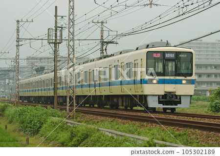 小田急小田原線 鶴卷溫泉～伊勢原 8000型 8552F 105302189