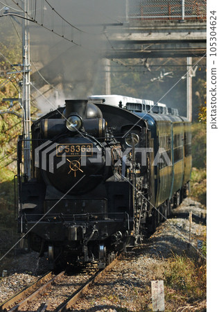 Chichibu Railway Urayamaguchi - Kagemori C58-363 + 12 series 105304624