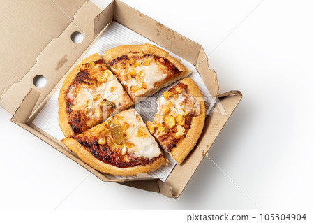 Top view of sliced hot delicious corn pizza box. 105304904