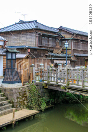Sawara Sawara 105306129