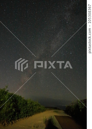 Night view of Nobeyama and beautiful starry sky Milky Way in summer Night view of Nobeyama and beautiful starry sky Milky Way in summer 105308367