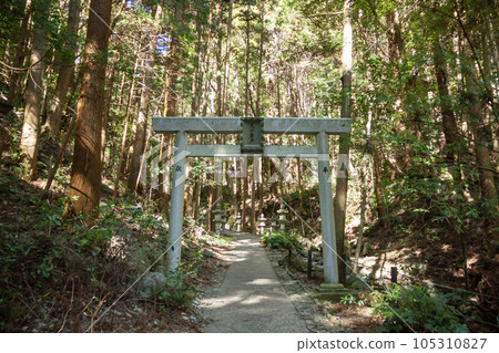 Amanoiwato Torii Gate (Shima City, Mie Prefecture) 105310827