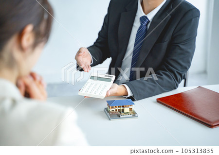 Business men business negotiations real estate 105313835