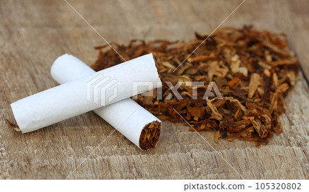 how many cigarettes should pregnant women smoke When a woman smokes cigarettes during pregnancy, her fetus is exposed to  many harmful chemicals. Reference: https://www.acog.org/womens-health/faqs/ tobacco-alcohol-drugs-and-pregnancy