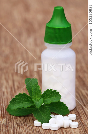Stevia with sweetening tablets 105320982