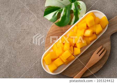 Mango Sunshine Fruit Taiwan Taiwan fruit mango マンゴー Mango Sunshine Fruit Taiwan Taiwan fruit mango マンゴー 105324412