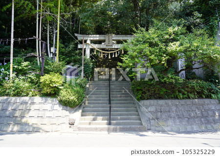 座間神社山王鳥居 105325229