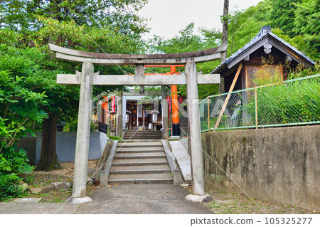 花山稻荷神社（京都市山科區） 105325277