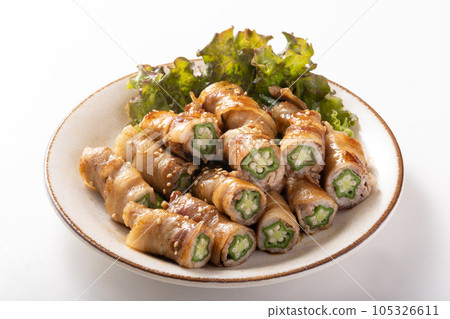 Okra meat roll 105326611