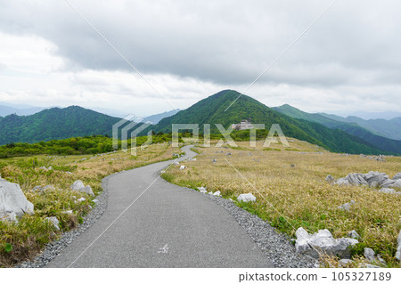 天狗高原和四國喀斯特 105327189