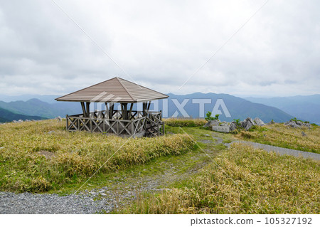 天狗高原和四國喀斯特 105327192