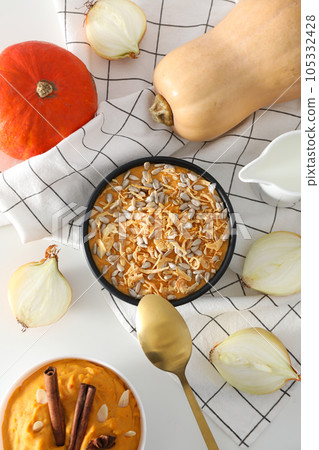 Fall season food concept - tasty pumpkin porridge 105332428