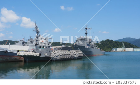 Maizuru Kitasui mooring place in fine weather 105337575