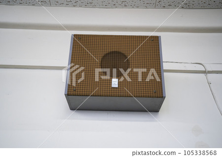 教室壁掛式揚聲器、學校鈴聲 105338568