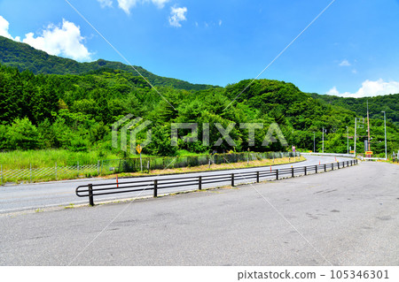 碓冰繞道/群馬縣一側（群馬縣安中市）[2023年7月] 105346301