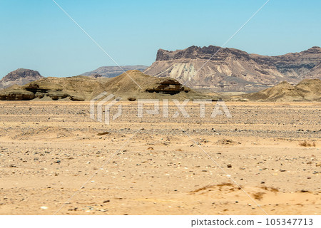Desert road in Sinai moutain from luxor to kairo in Egypt 105347713
