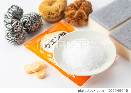 檸檬酸和廚房用具 檸檬酸和廚房用具 105349646
